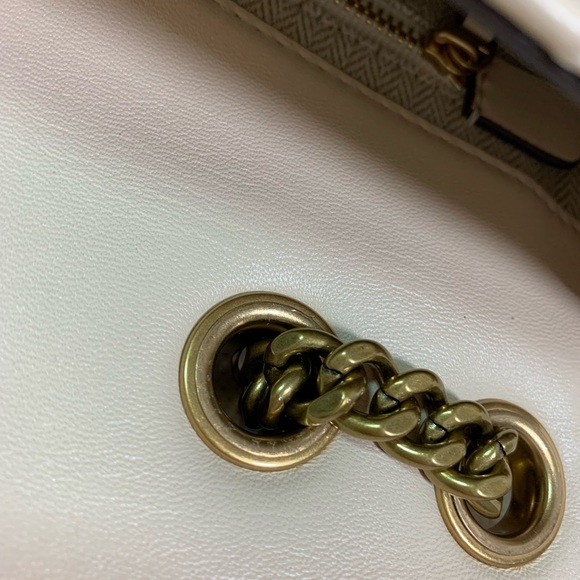 Tory Burch Kira Chevron Cream Leather Small Convertible Shoulder/Crossbody Bag - Picture 10 of 16